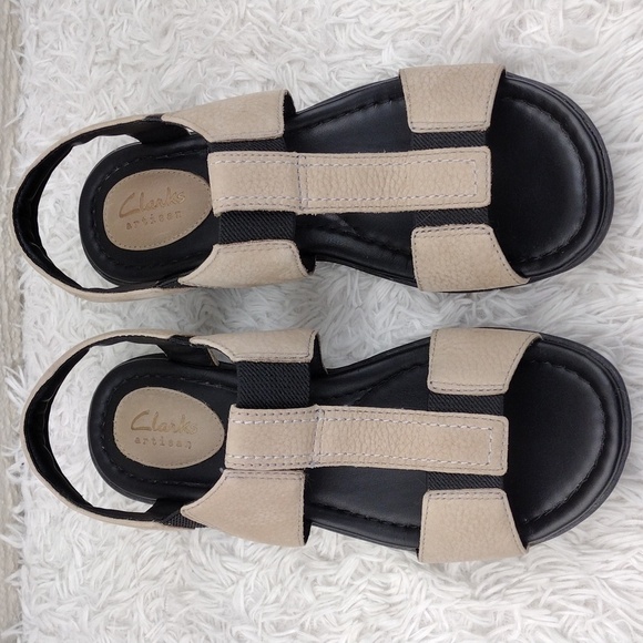 Clarks Artisan Natural Leather Elastic T-Strap Open Toe Low Heel Slingback Shoe - Picture 3 of 16